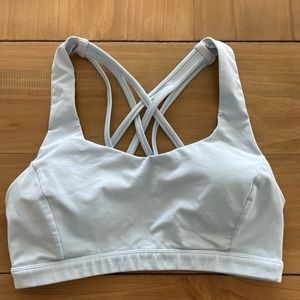Lululemon free to be bra